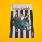 Angela Sommer-Bodenburg: A kis vámpír