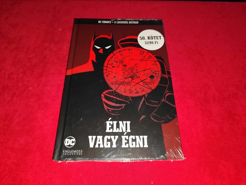A Legendás Batman 50 – Élni vagy Égni (bontatlan)